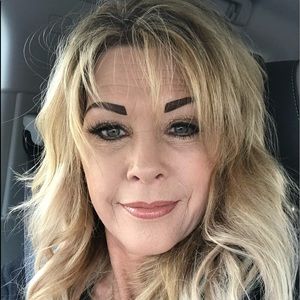 Meet your Posher, Tina